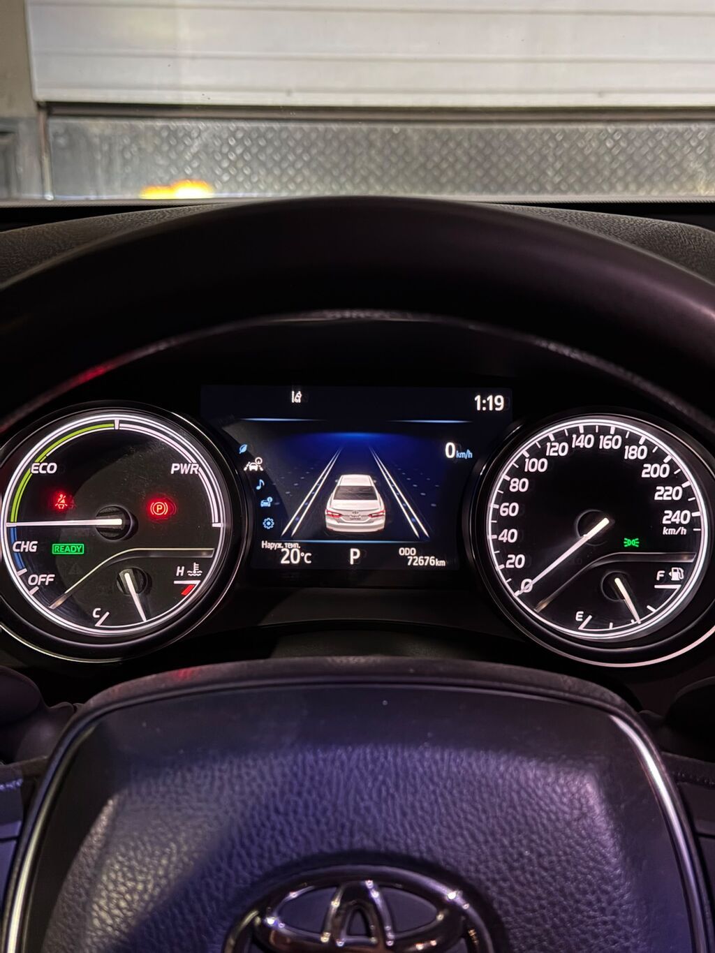 Toyota Camry: 2022 г., 2.5 л, Вариатор, Гибрид, Седан: фото 6