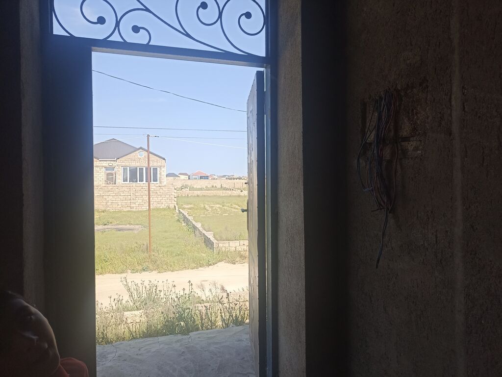 4 otaqlı, 120 kv. m, Kredit yoxdur, Təmirsiz