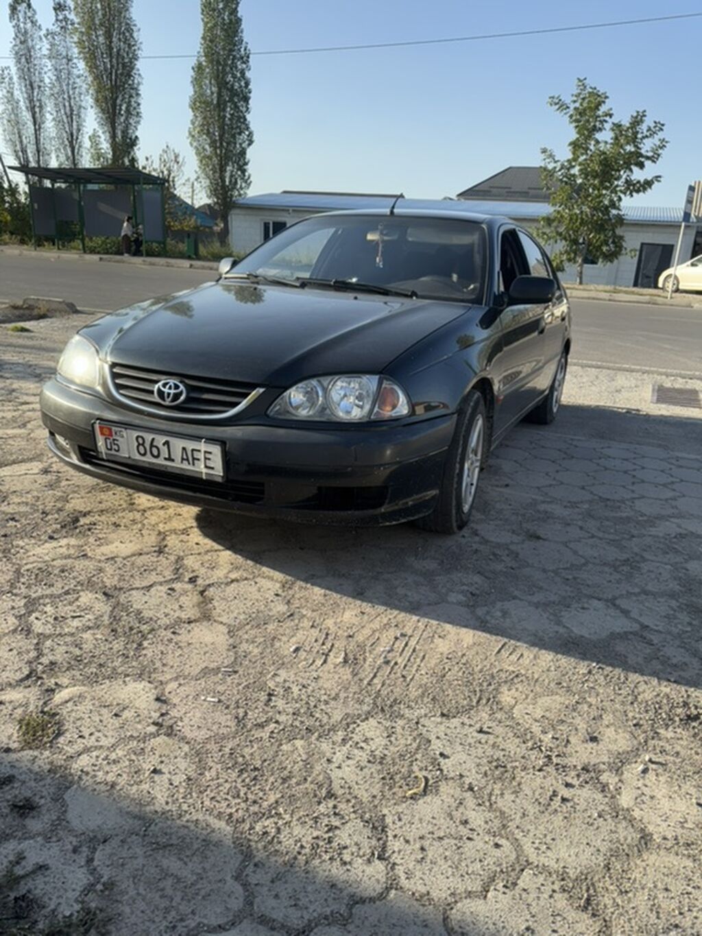 Toyota Vista: 2001 г., 1.6 л, Механика, Газ, Седан: фото 4
