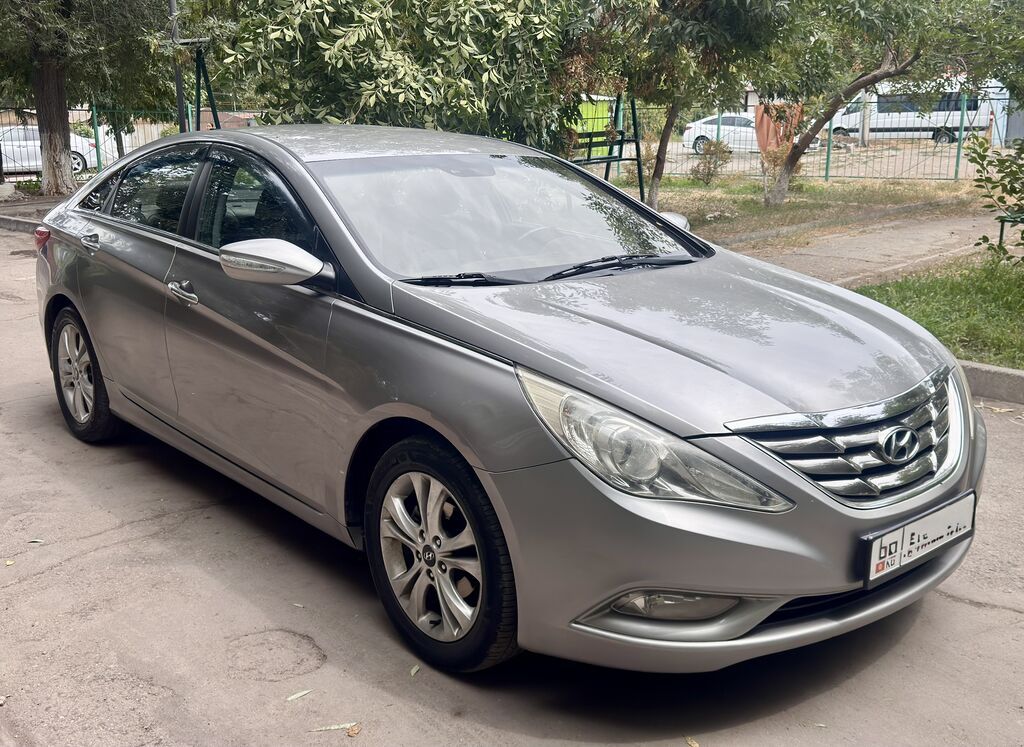 Hyundai Sonata: 2010 г., 4.7 л, Автомат, Бензин, Седан: фото 3