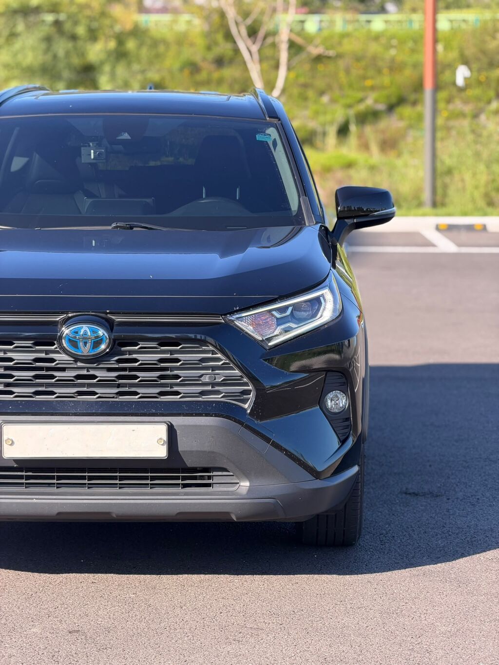 Toyota RAV4: 2021 г., 2.5 л, Автомат, Гибрид, Внедорожник: фото 5