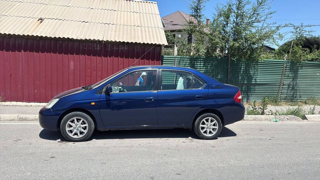 Toyota Prius: 2000 г., Седан — фото 3