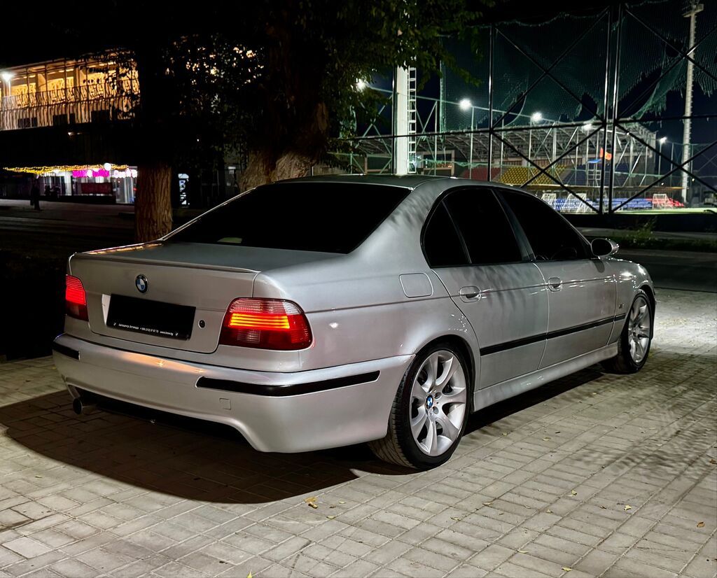 BMW 530: 2002 г., 3 л, Автомат, Бензин, Седан: фото 7
