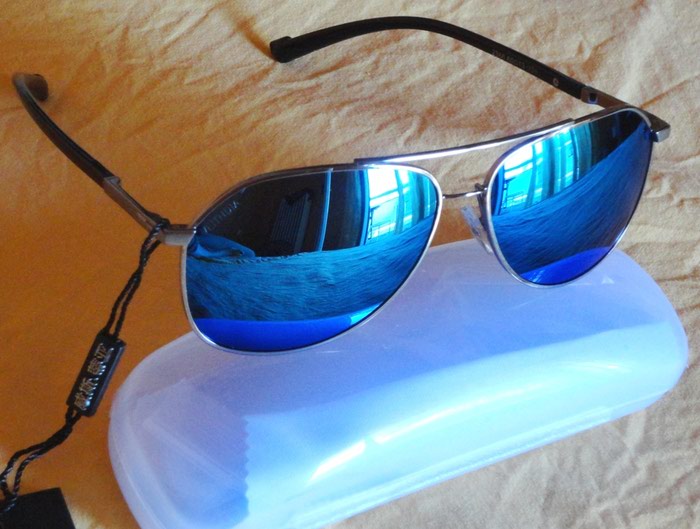 Άλλα: Γυαλιά ηλίου με φακούς polarized UV400
Μεγεθος large
Καινουργια σε lalafo.gr Γυαλιά ηλίου με φακούς polarized UV400
Μεγεθος large
Καινουργια σε Αθήνα