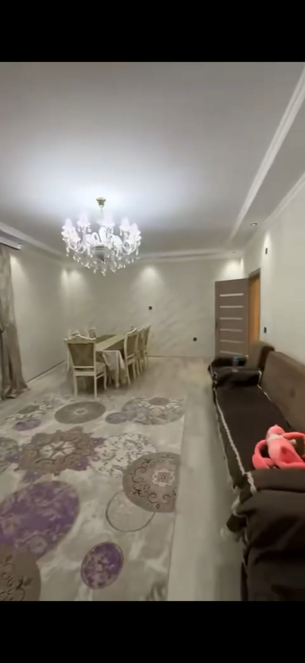 5 otaqlı, 200 kv. m, Yeni təmirli