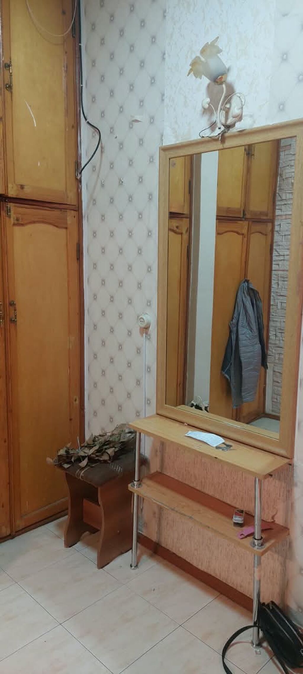 2 otaqlı 9 un 9 u lift daim işləyir problemsizdir su çəni var su