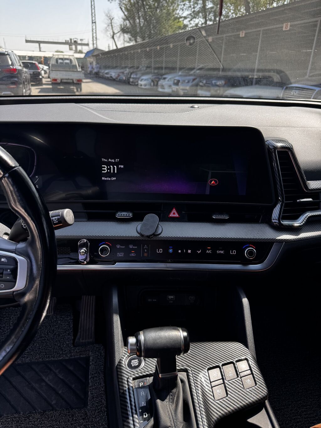 Kia Sportage: 2023 г., 2 л, Автомат, Газ, Кроссовер: фото 4