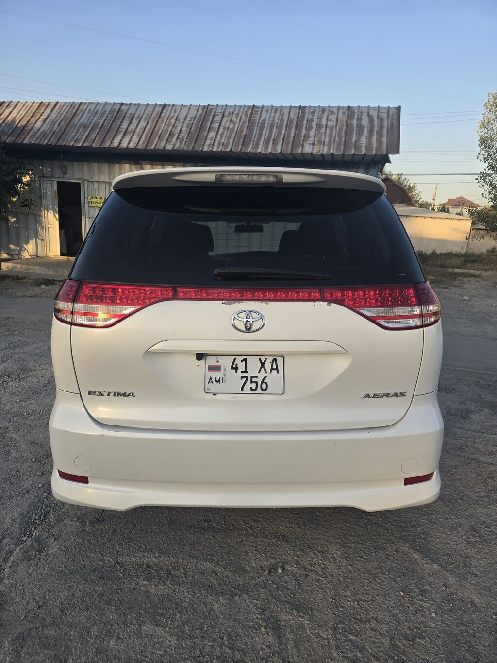 Toyota Estima: 2008 г., 2.4 л, Вариатор, Бензин, Минивэн: фото 4