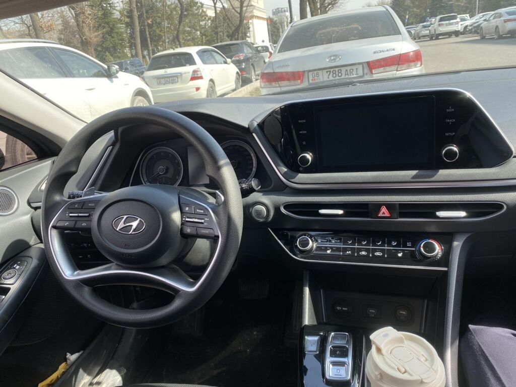 Hyundai Sonata: 2021 г., Автомат, Газ, Седан: фото 2