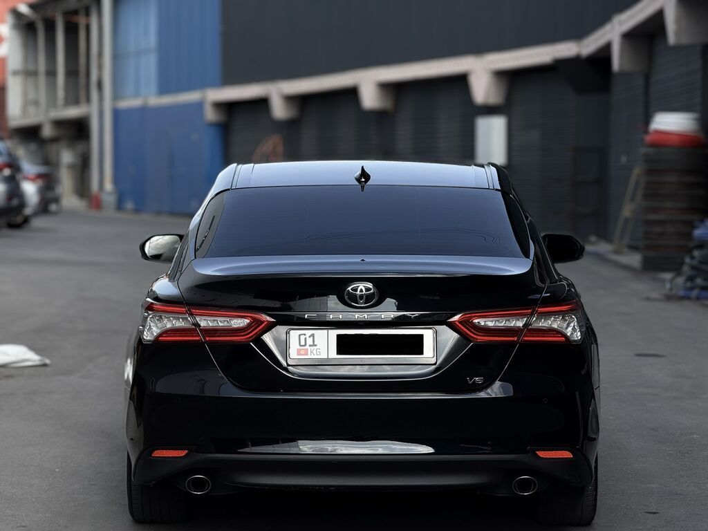 Toyota Camry: 2018 г., 3.5 л, Автомат, Бензин, Седан: фото 5