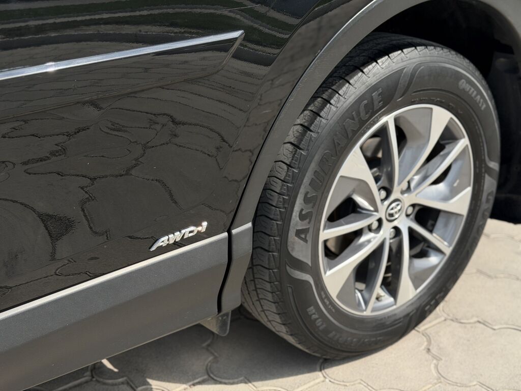 Toyota RAV4: 2018 г., 2.5 л, Вариатор, Гибрид: фото 8