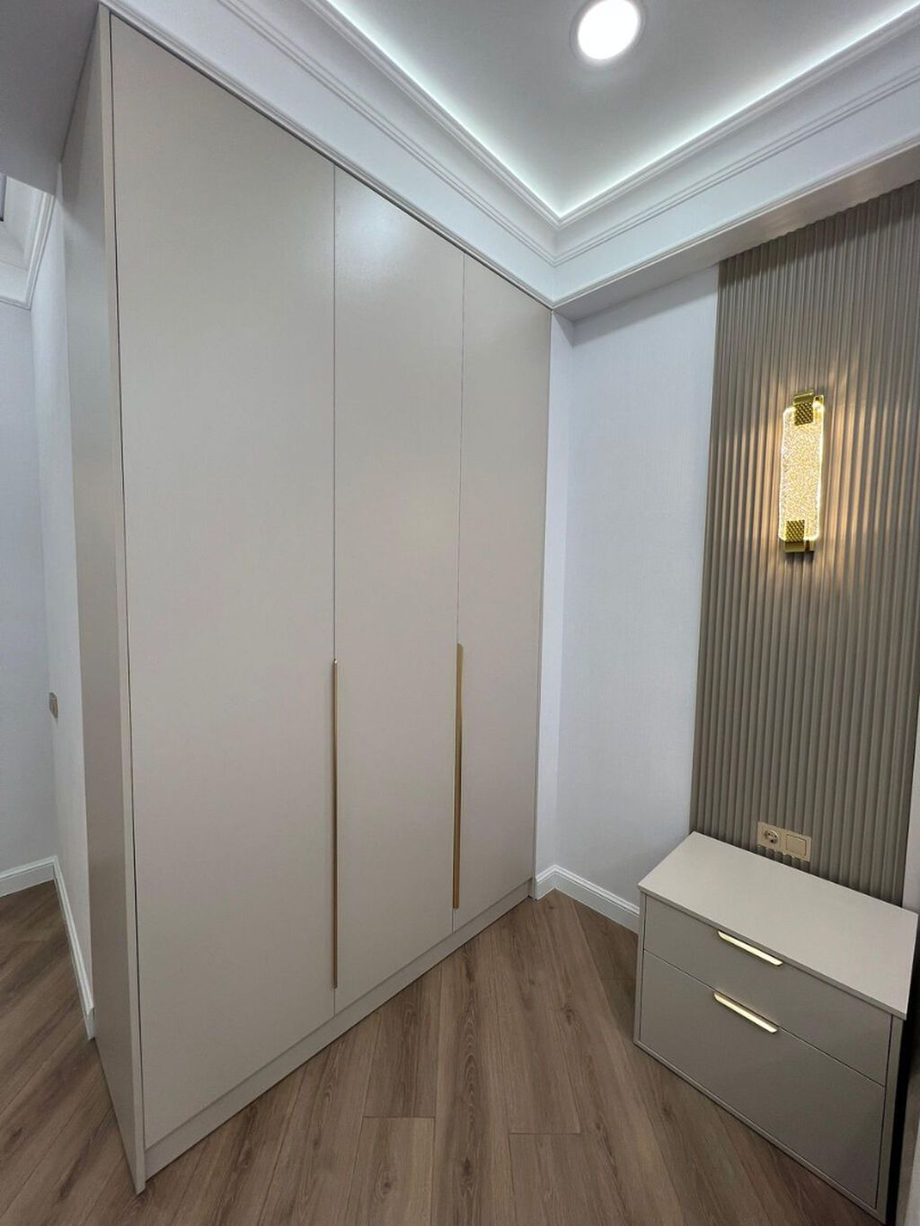 3 комнаты, 96 м², Элитка, 3 этаж, Евроремонт: фото 8