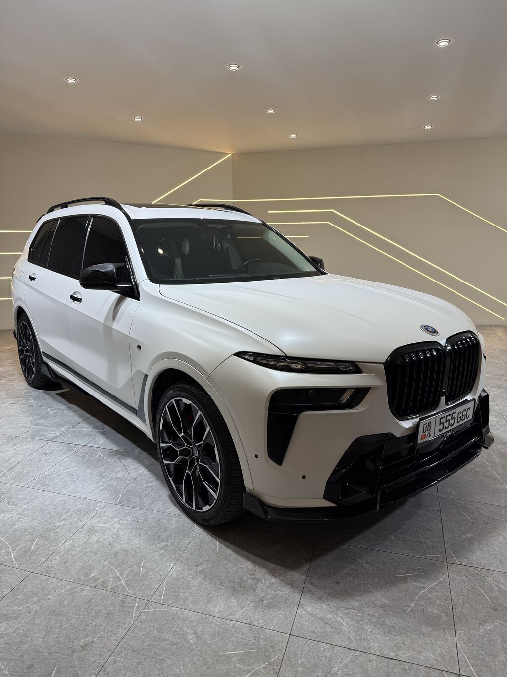 BMW X7: 2019 г., 3 л, Автомат, Бензин, Кроссовер: фото 2