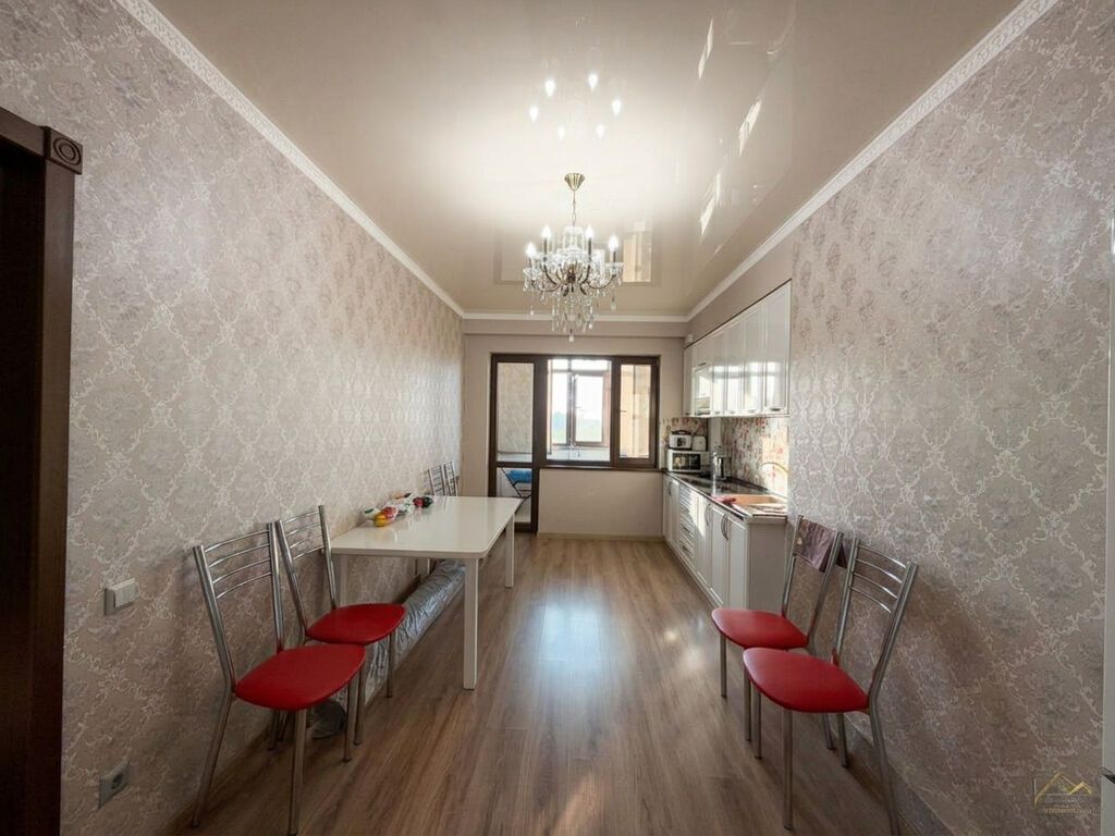 3 комнаты, 123 м², 5 мкр Элитка, 6 этаж, Евроремонт: фото 3