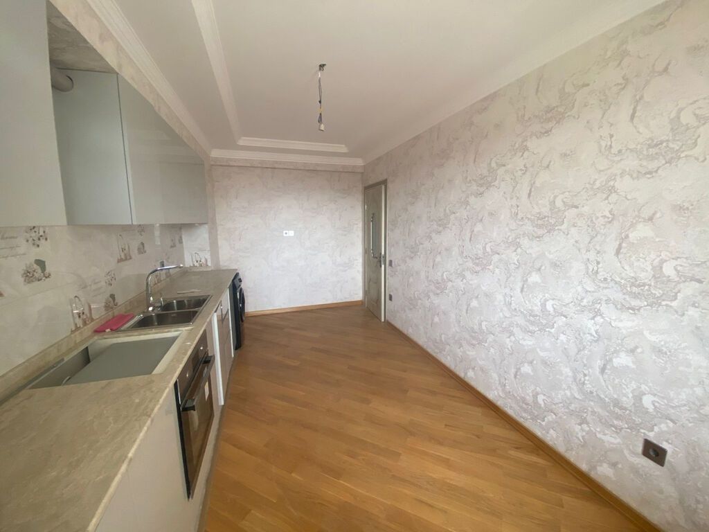 3 otaqlı, Yeni tikili, 131 kv. m