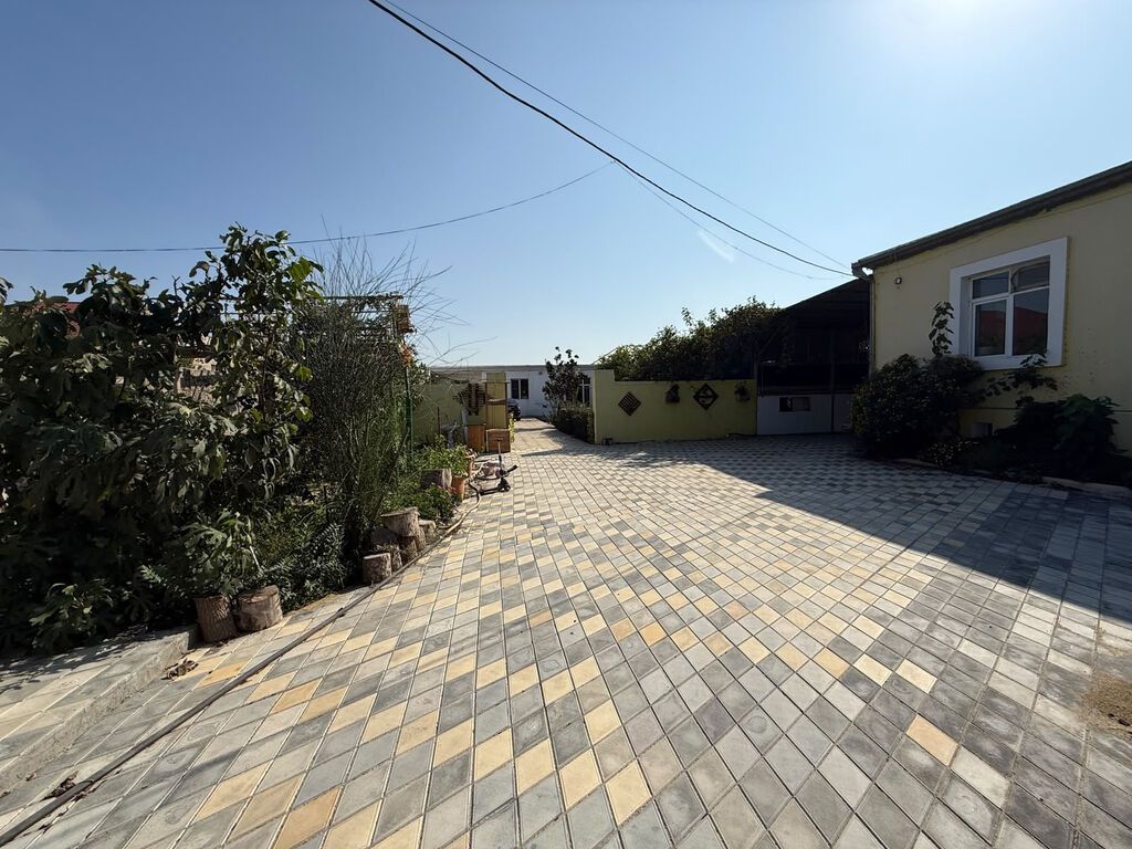 Bakı, Sabunçu qəs., 200 kv. m, 5 otaqlı, Hovuzlu, Qaz, Su, İnternet