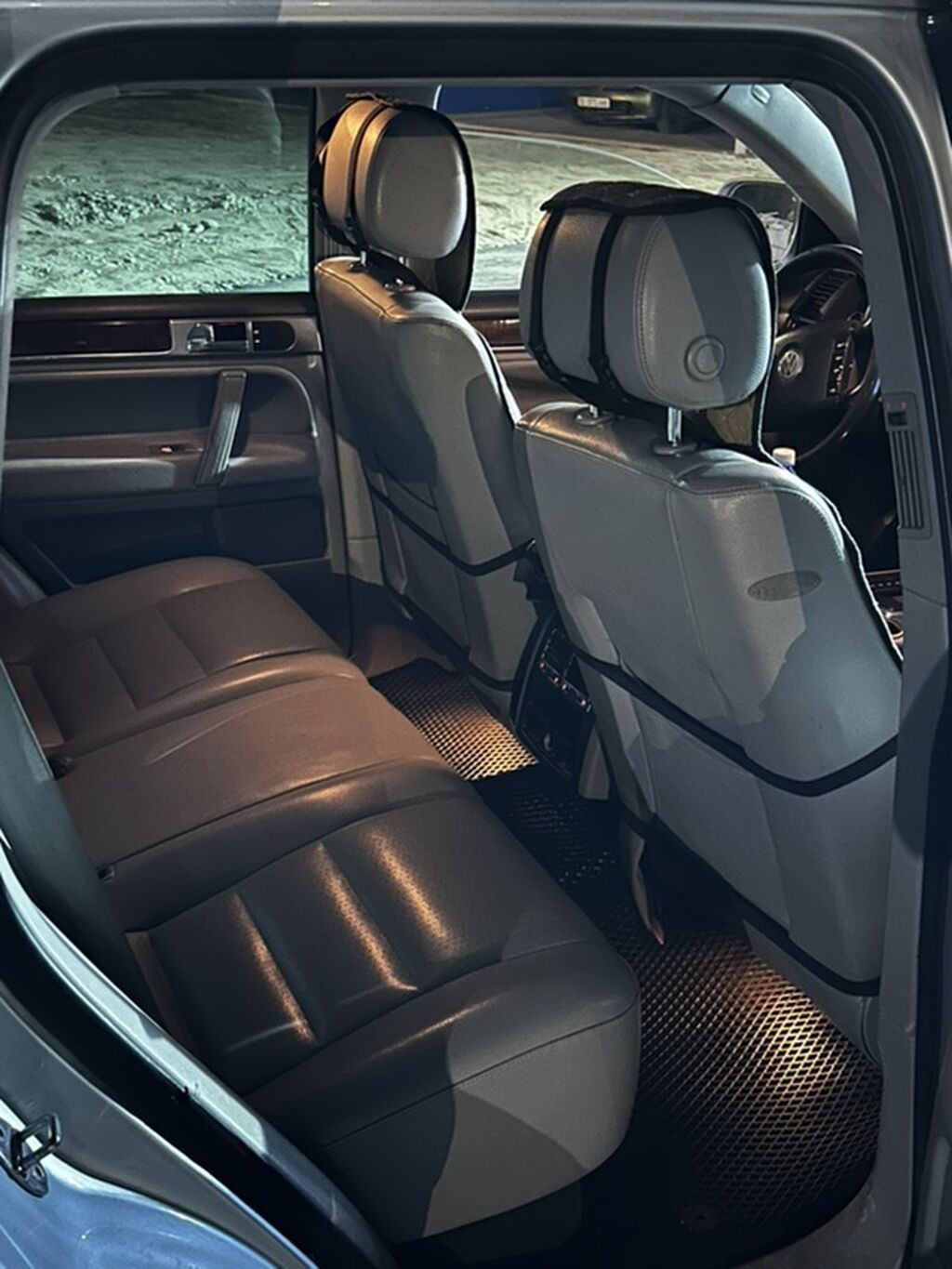 Volkswagen Touareg: 2004 г., 3.2 л, Автомат, Бензин, Внедорожник: фото 8
