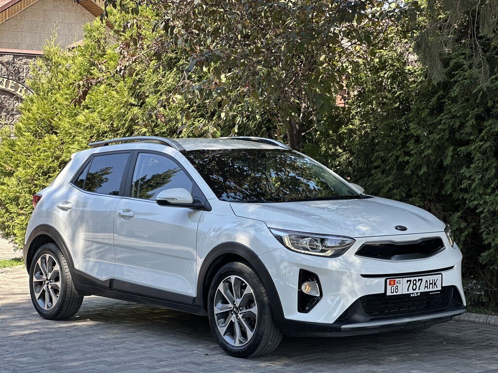 Kia Stonic: 2019 г., 1.4 л, Автомат, Бензин, Лифтбек: фото 2