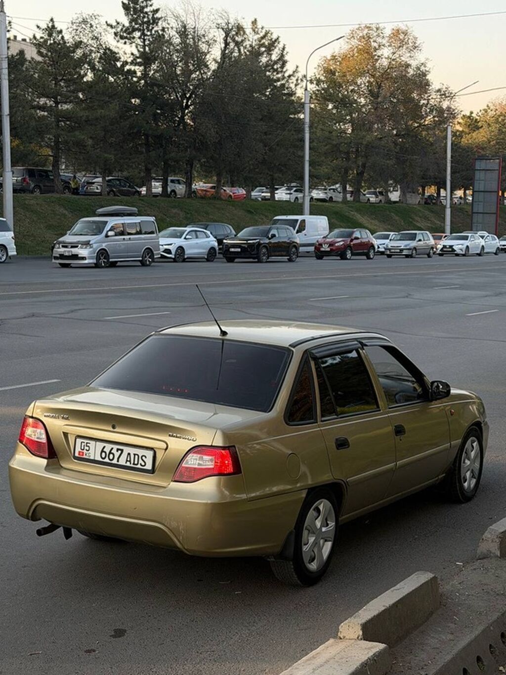 Daewoo Nexia: 2010 г., 1.6 л, Механика, Бензин, Седан: фото 5