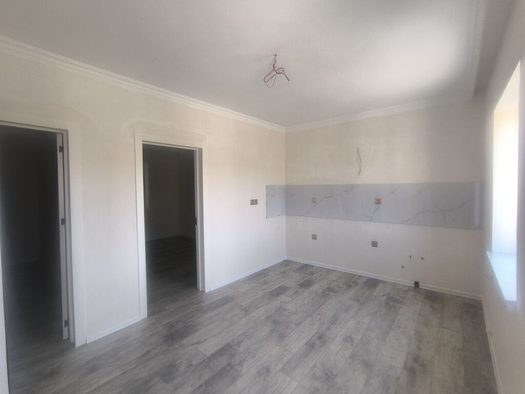 3 otaqlı, 70 kv. m, Yeni təmirli