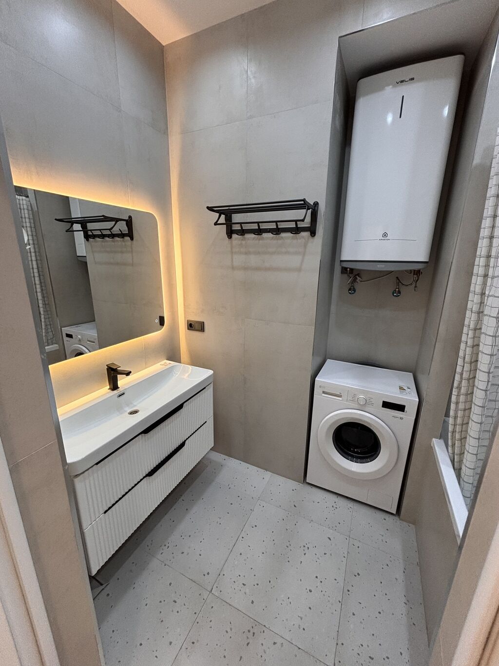 2 комнаты, 69 м², Верхний Джал Элитка, 6 этаж, Дизайнерский ремонт: фото 6