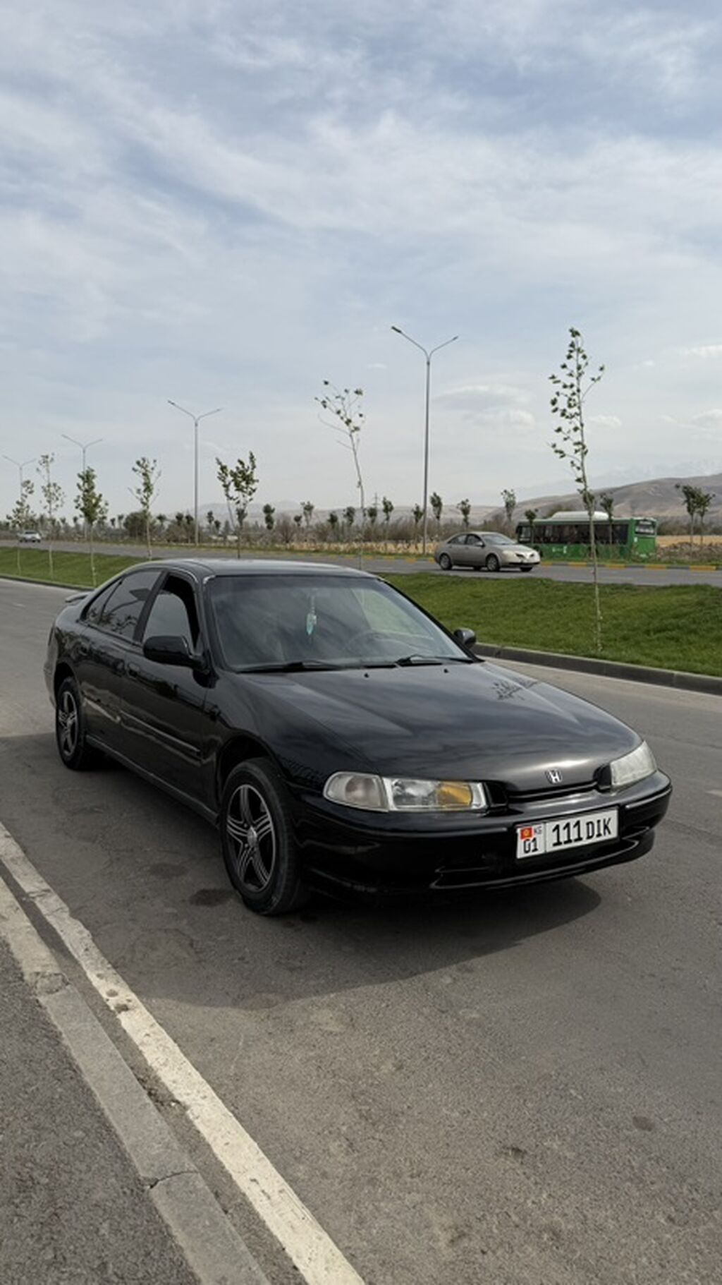Honda Accord: 1994 г., Седан: фото 2