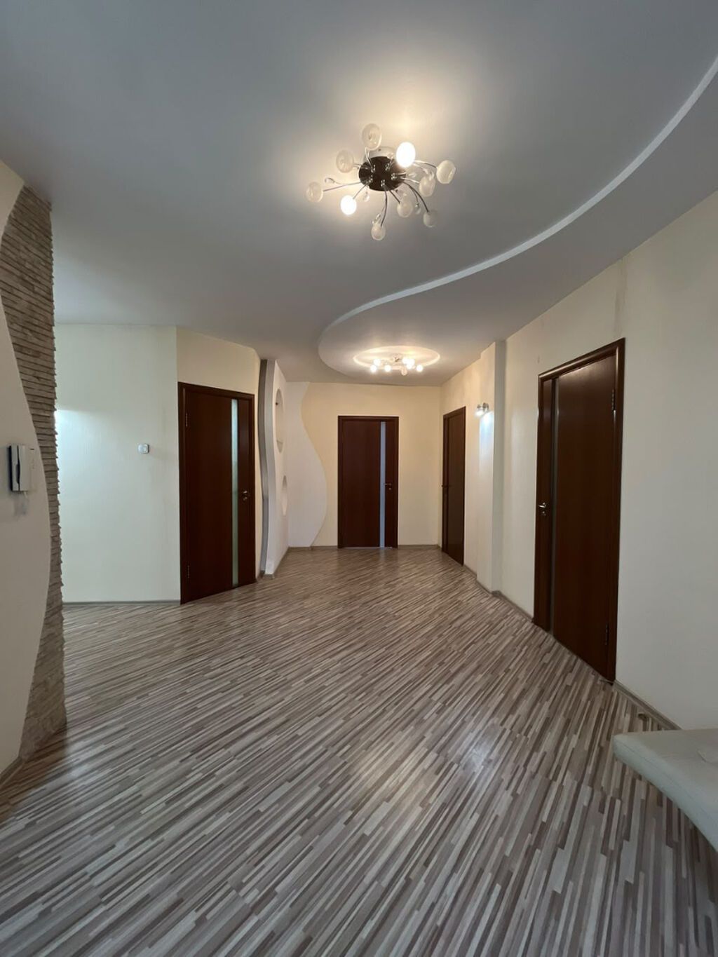 6 комнат, 231 м², 4 соток, Бишкек, Вефа ТЦ Агентство недвижимости: фото 4