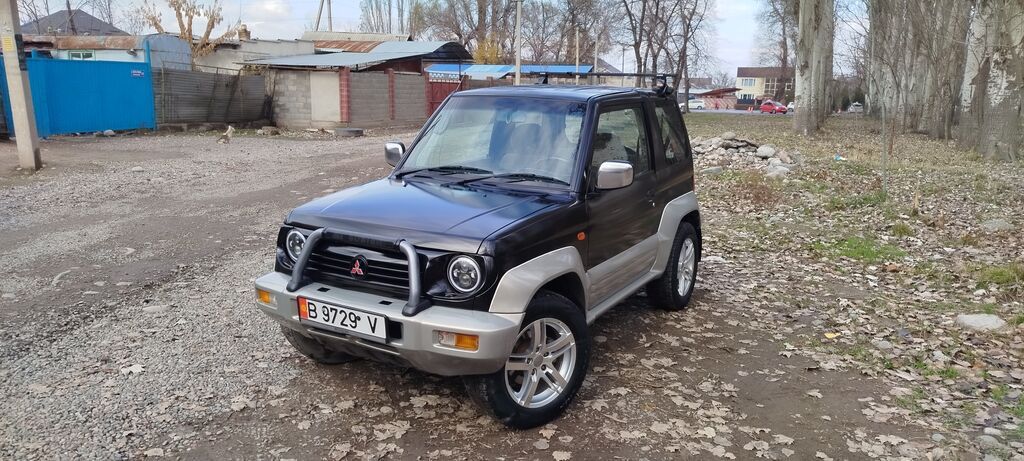 Mitsubishi Pajero Junior: 1996 г., 1.1 л, Автомат, Бензин, Внедорожник: фото 2