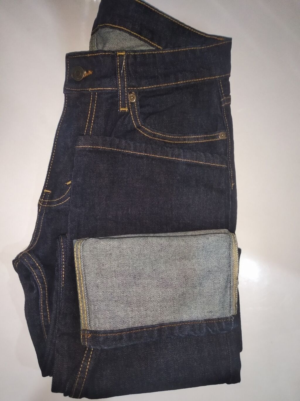 Джинсы levis стильные расцветки посатка отлично,тонкие и: фото 1