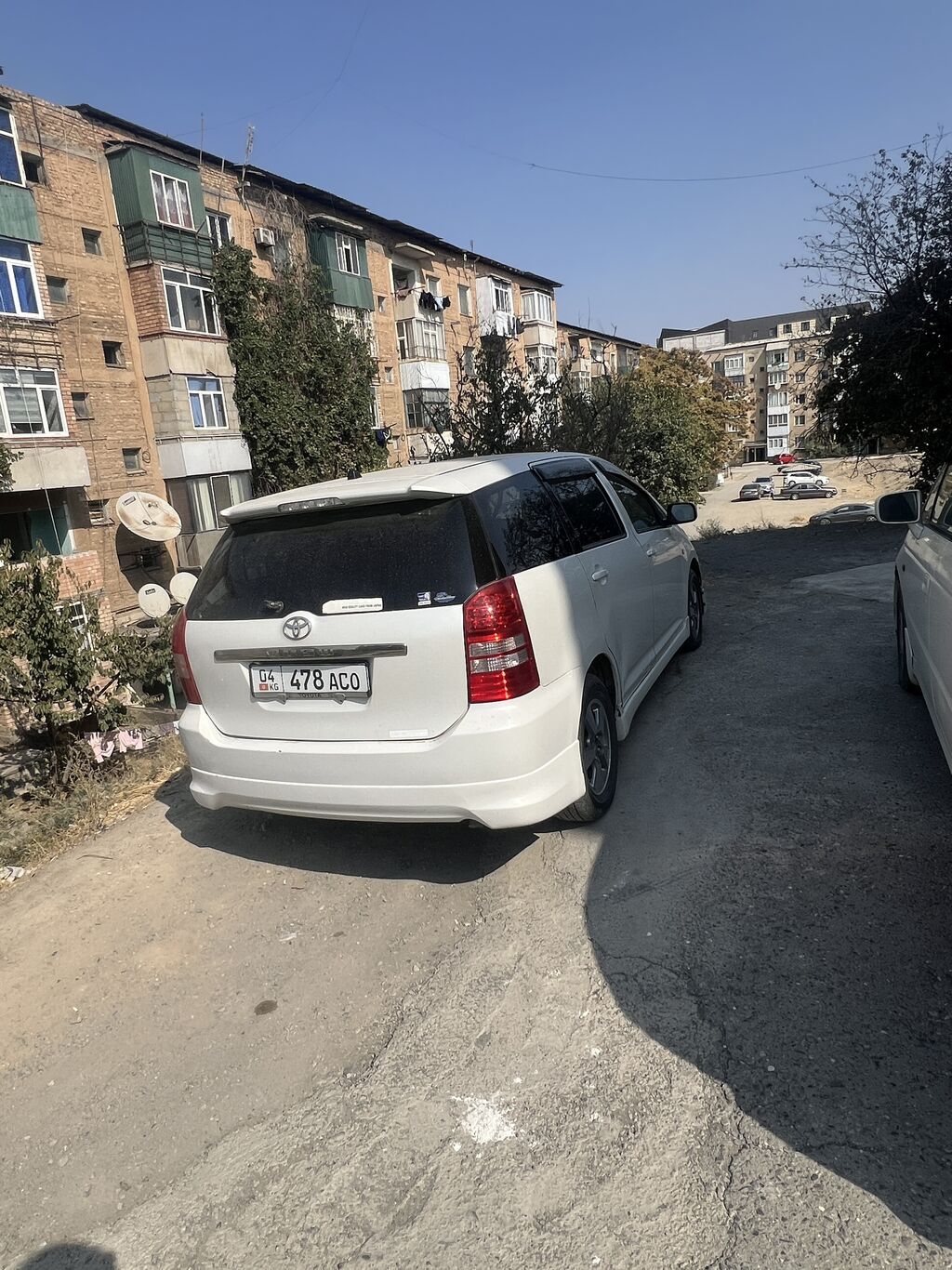 Toyota WISH: 2003 г., 1.8 л, Автомат, Бензин, Минивэн: фото 3
