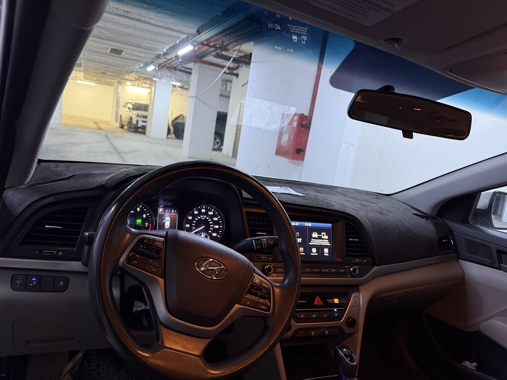 Hyundai Avante: 2018 г., Автомат, Газ, Седан: фото 6
