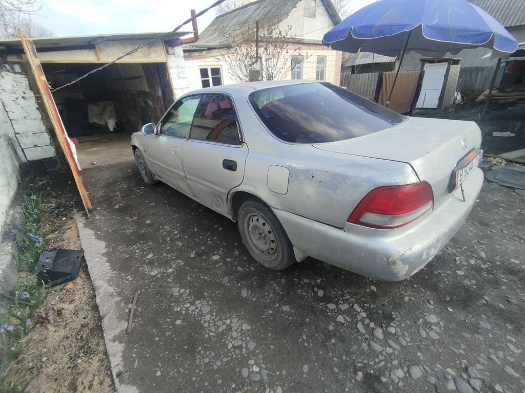 Honda Accord: 1997 г., 2.5 л, Автомат, Бензин, Седан: фото 2