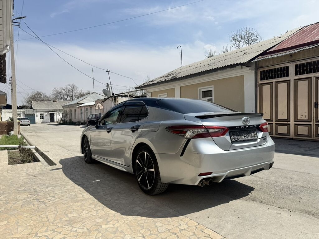 Toyota Camry: 2019 г., 2.5 л, Автомат, Бензин, Седан: фото 5