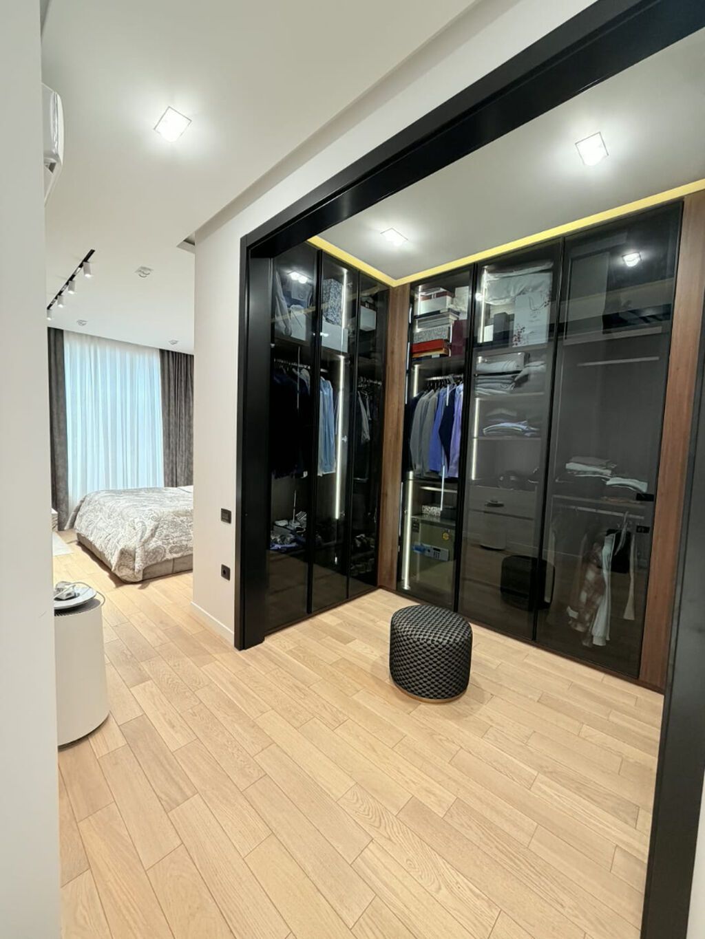 2 otaqlı, Yeni tikili, m. Gənclik, 106 kv. m