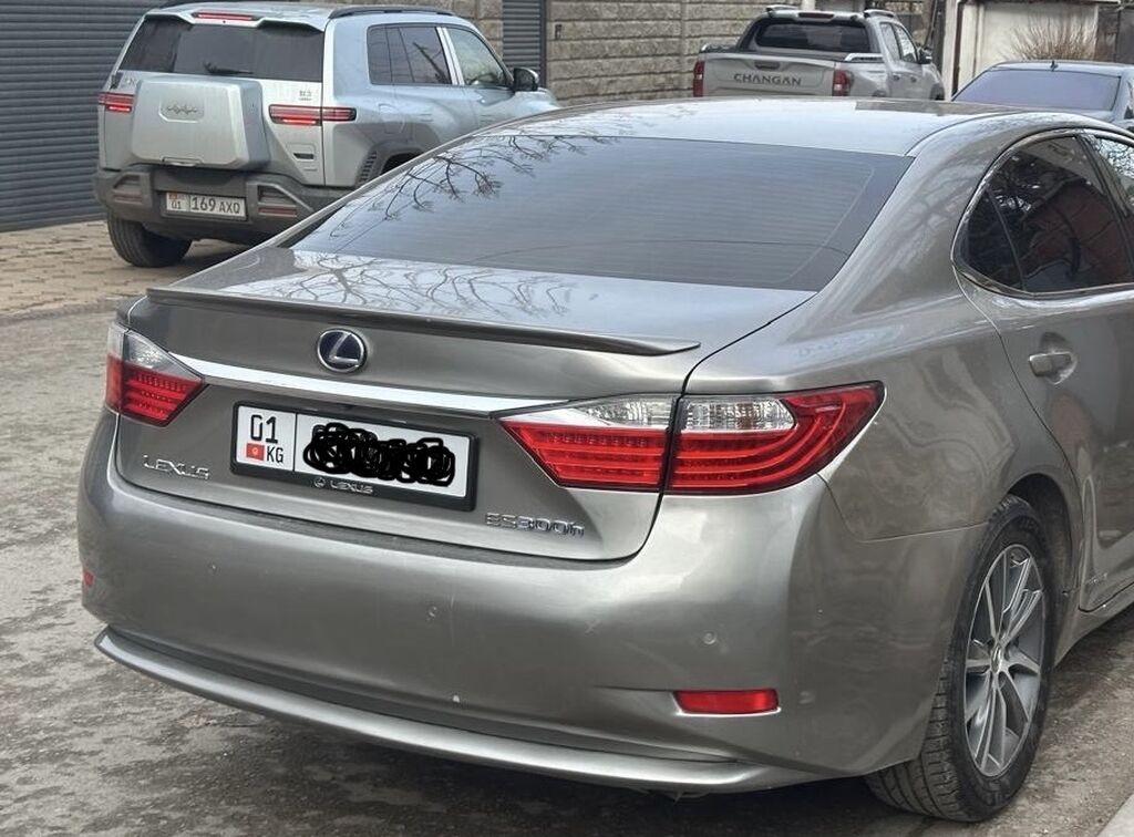 Lexus ES: 2015 г., 2.5 л, Автомат, Гибрид, Седан: фото 4