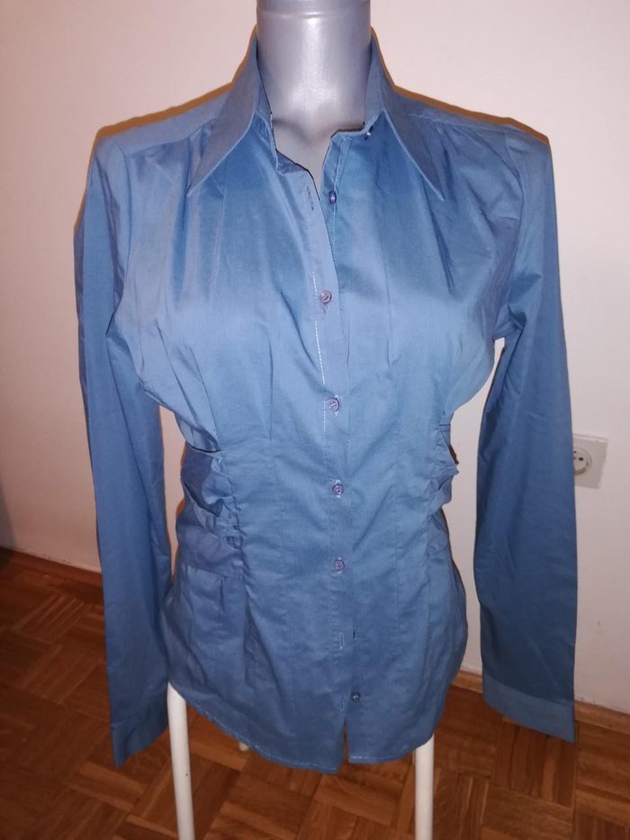 Košulje i bluze: na lalafo.rs - Novi Sad
