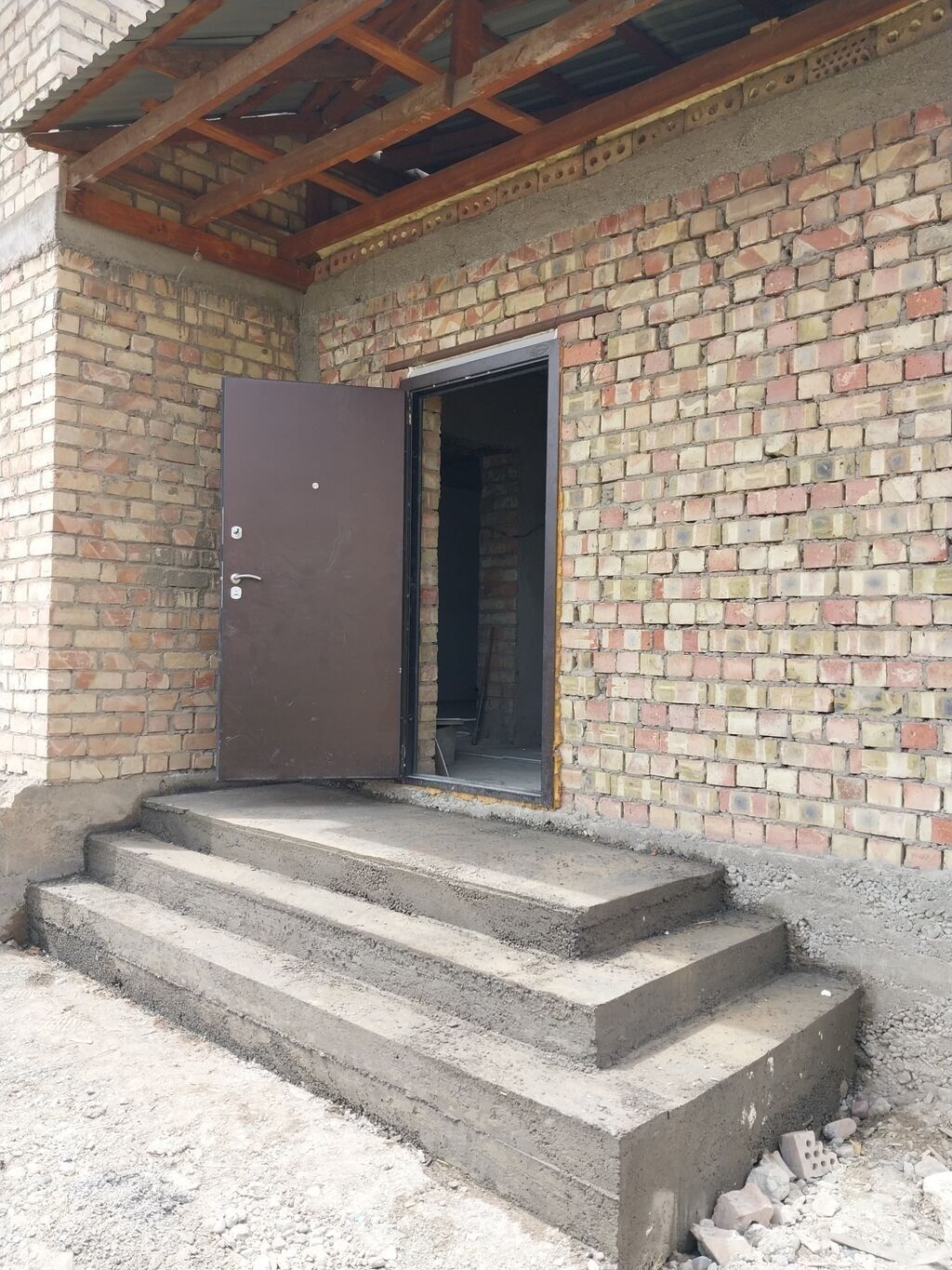 180 м², 6 комнат и более, Ак-Ордо 1 ж/м, Без животных: фото 3