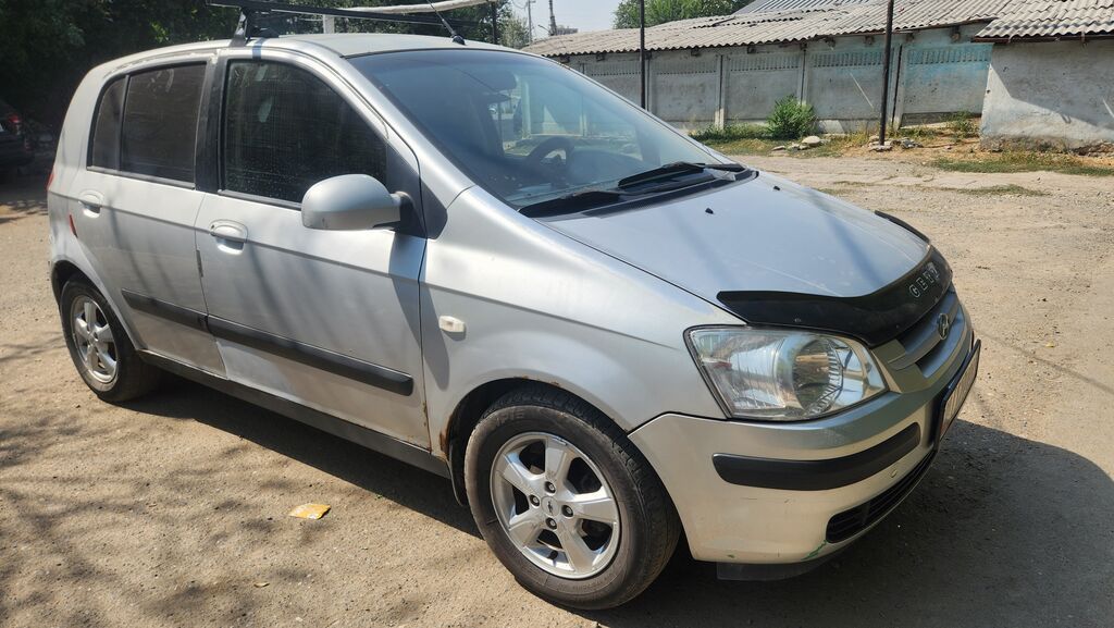 Hyundai Getz: 2003 г., 1.4 л, Механика, Хэтчбэк: фото 2