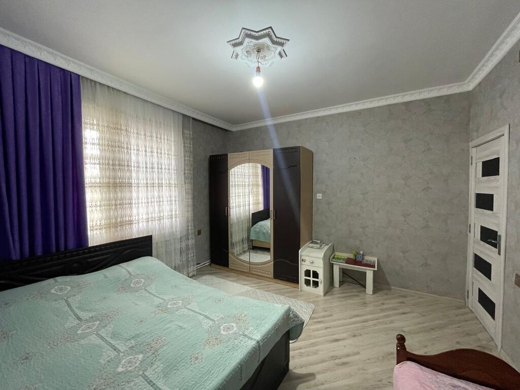 6 otaqlı, 240 kv. m, Kredit yoxdur, Yeni təmirli