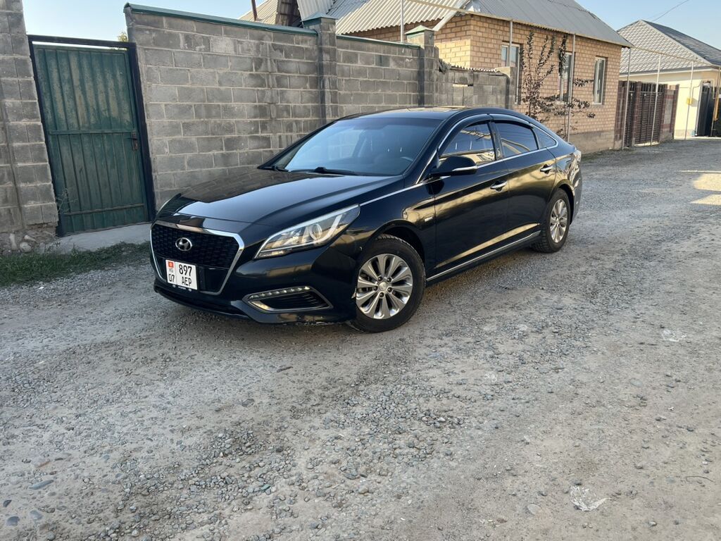 Hyundai Sonata: 2018 г., 2 л, Автомат, Гибрид, Седан: фото 1