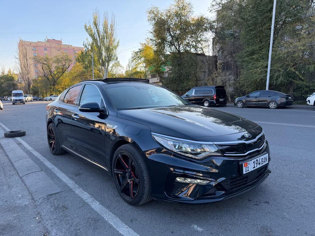 Kia K5: 2019 г., 2 л, Автомат, Гибрид, Седан: фото 2