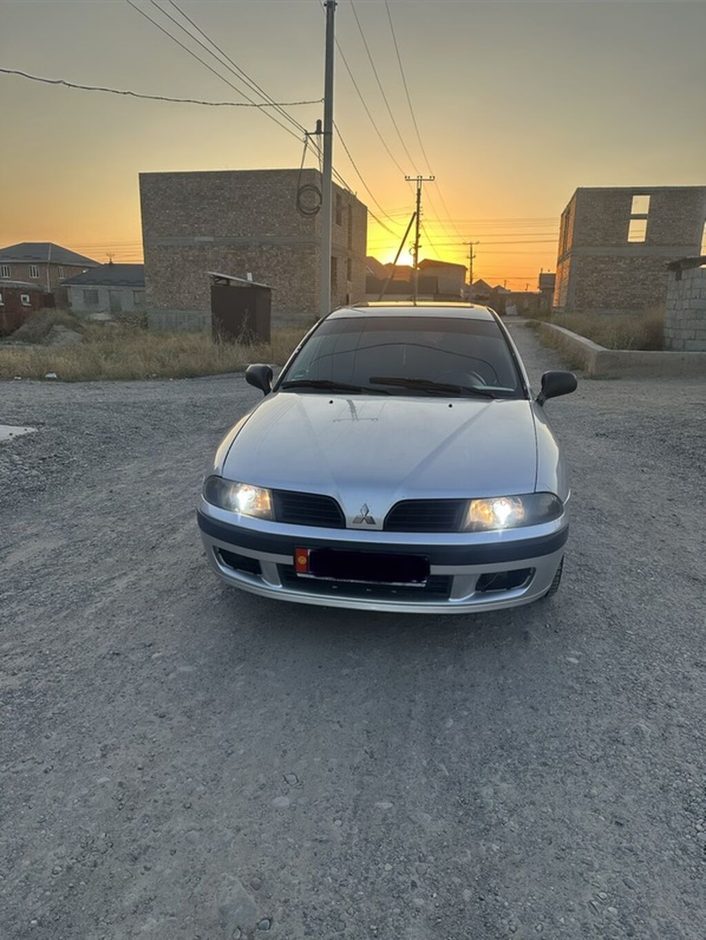 Mitsubishi Carisma: 2002 г., 1.6 л, Автомат, Бензин, Седан: фото 3