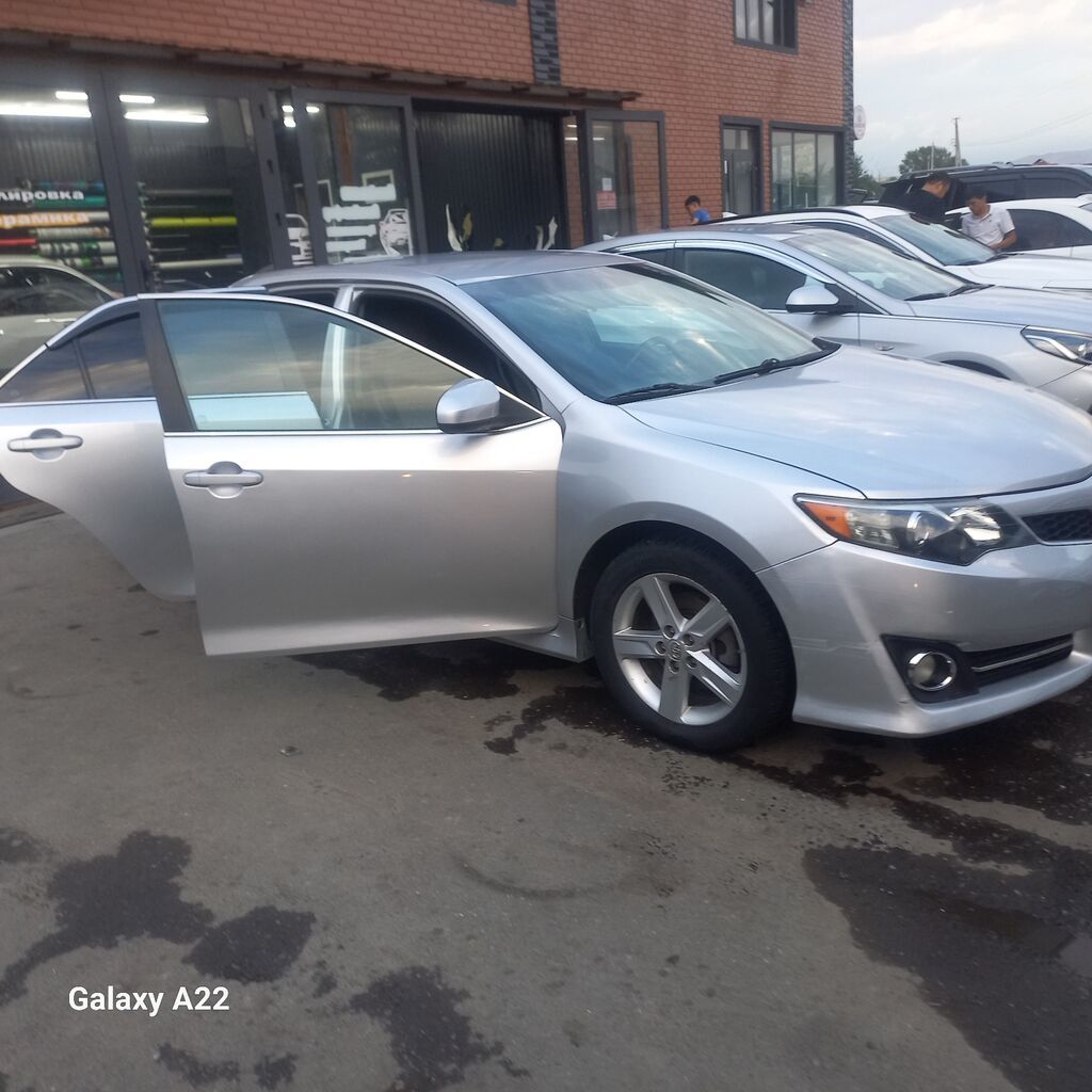 Toyota Camry: 2014 г., 2.5 л, Автомат, Бензин, Седан: фото 4