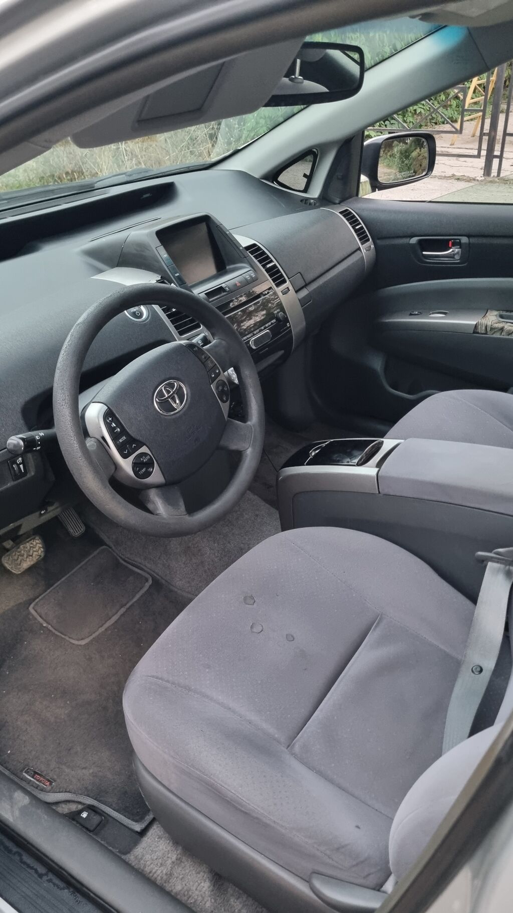 Toyota Prius: 2006 г., 1.5 л, Автомат, Гибрид, Хэтчбэк: фото 6