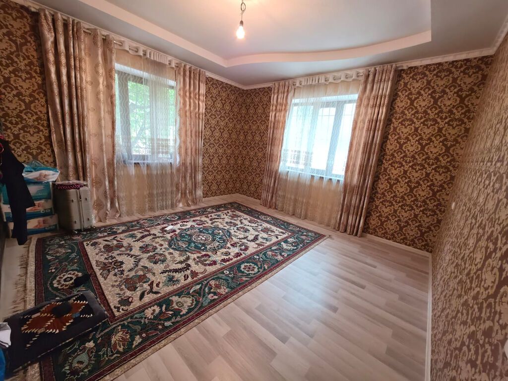 Продам большой дом 255 м² и землю в Кызыл-Кии: фото 6