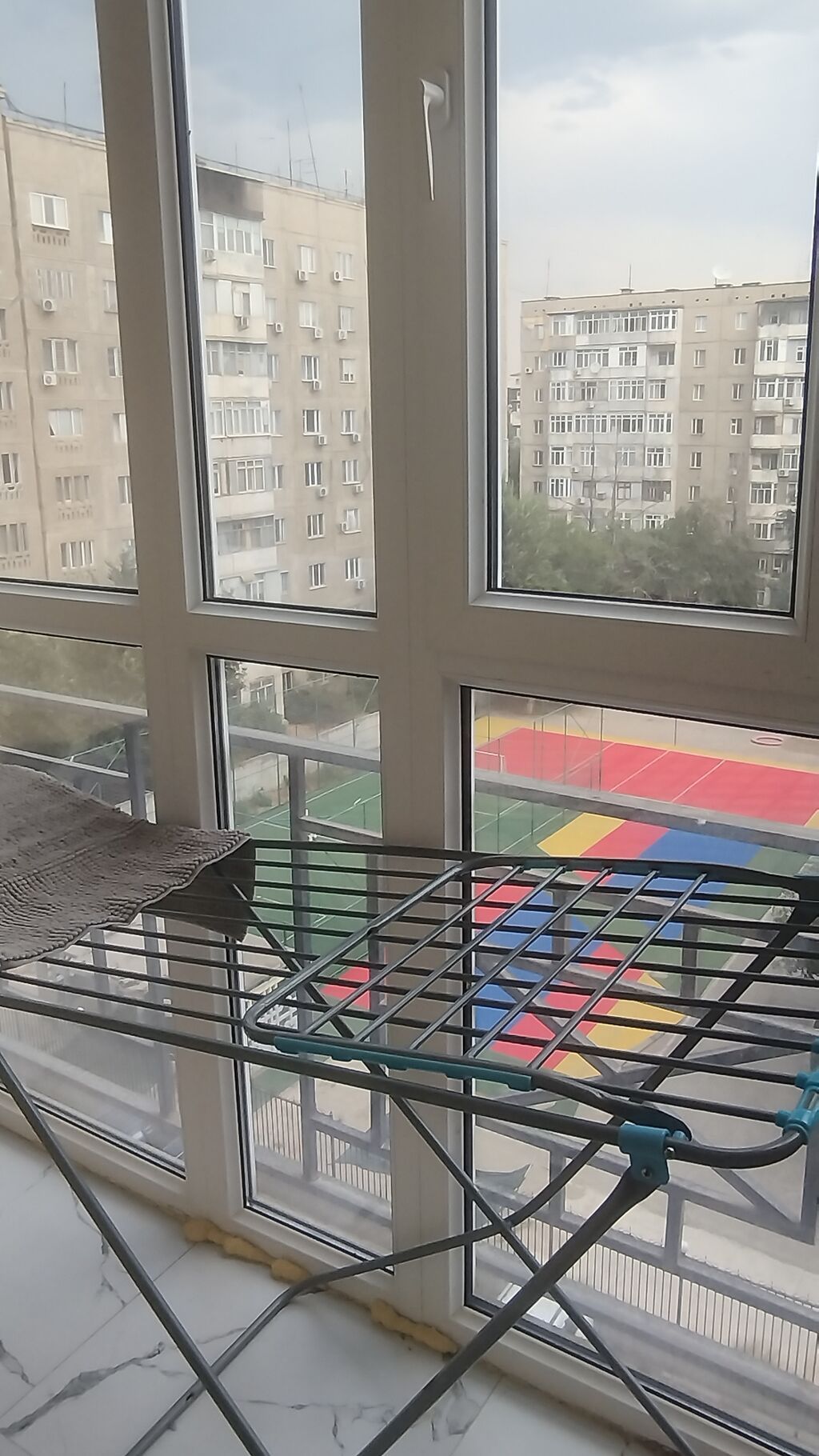 Здаётся комната с подселением для двум девушкам Аламедин 1 чынар базар: фото 3