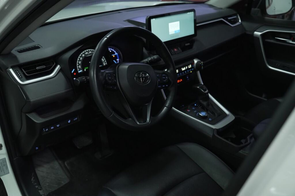 Toyota RAV4: 2020 г., 2.5 л, Вариатор, Гибрид, Кроссовер: фото 8