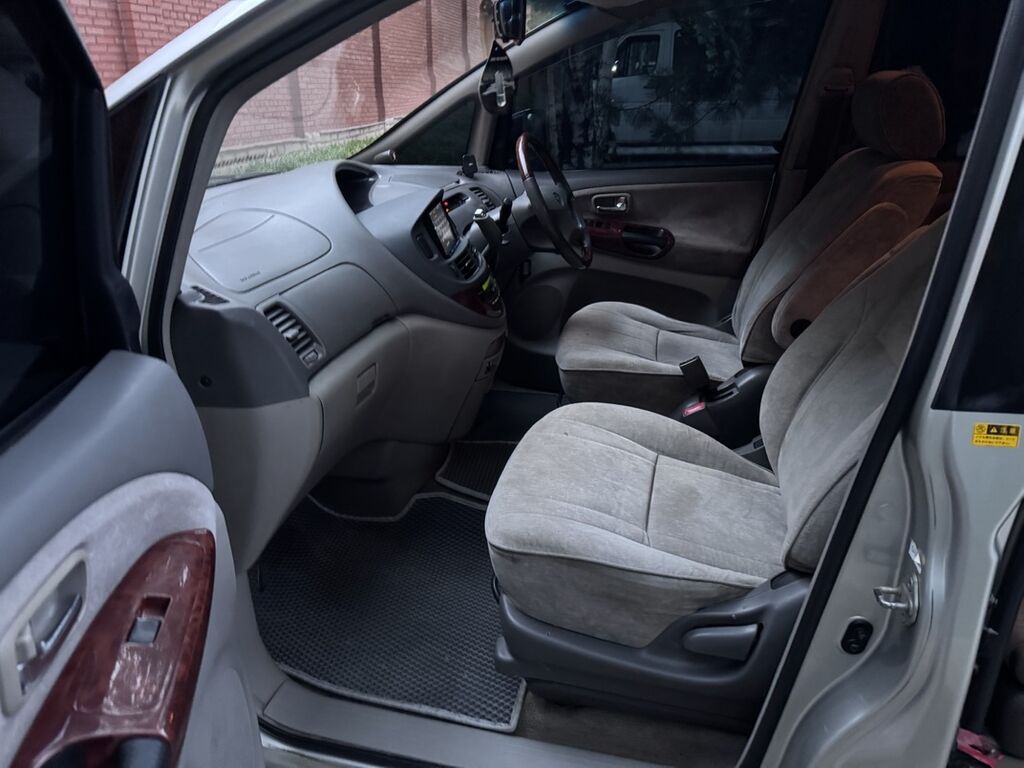 Toyota Estima: 2001 г., 3 л, Автомат, Бензин, Минивэн: фото 7