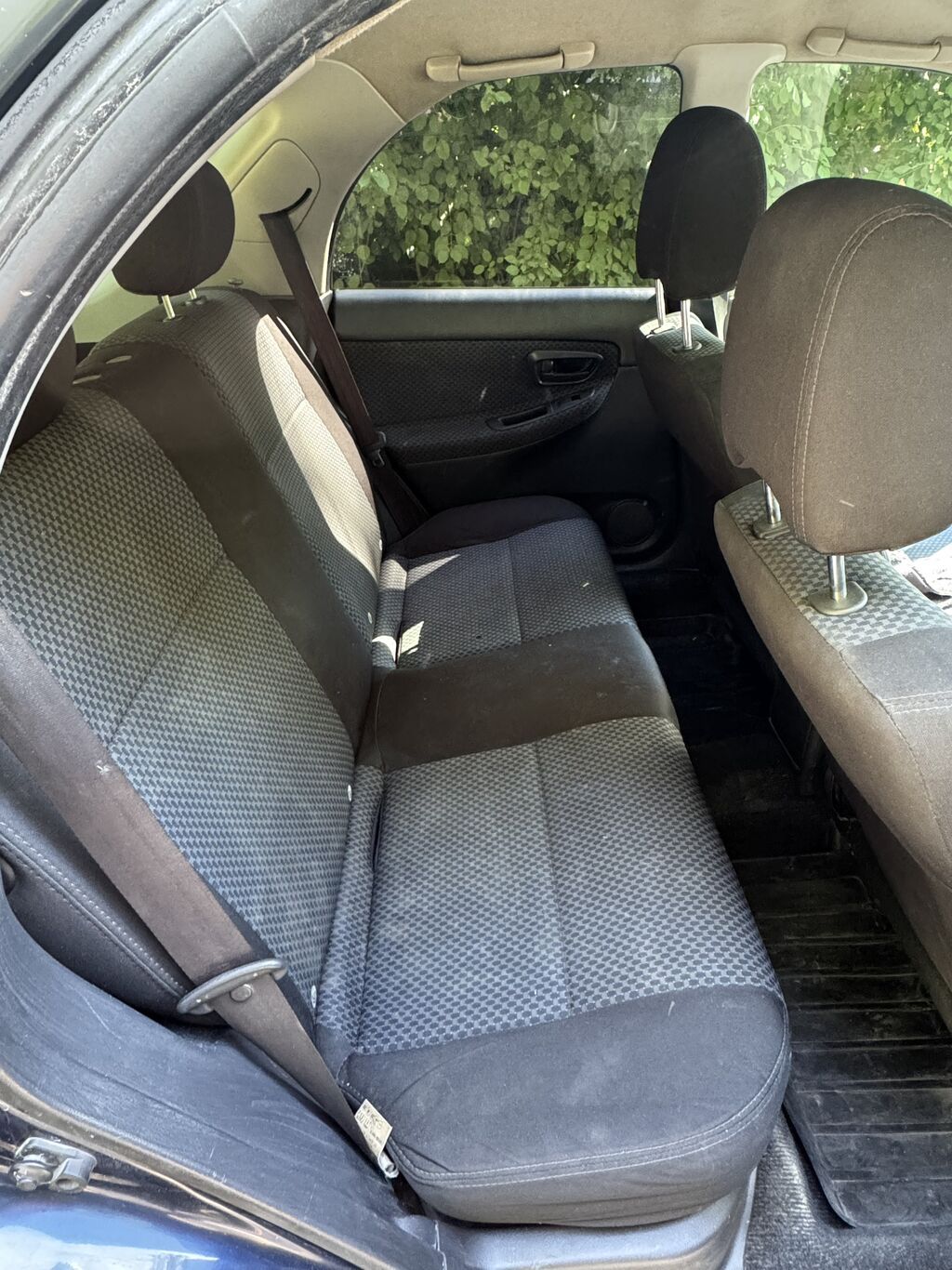 Subaru Impreza: 2004 г., 1.5 л, Автомат, Бензин, Хэтчбэк: фото 5
