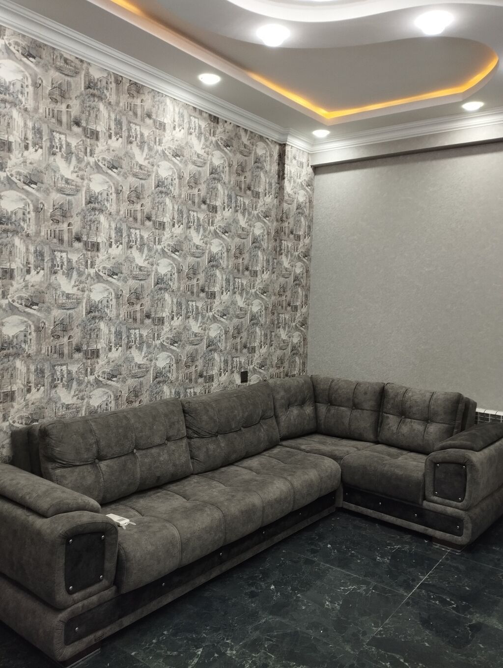6-cı mikrorayon, 2 otaqlı, Yeni tikili, m. 20 Yanvar, 50 kv. m